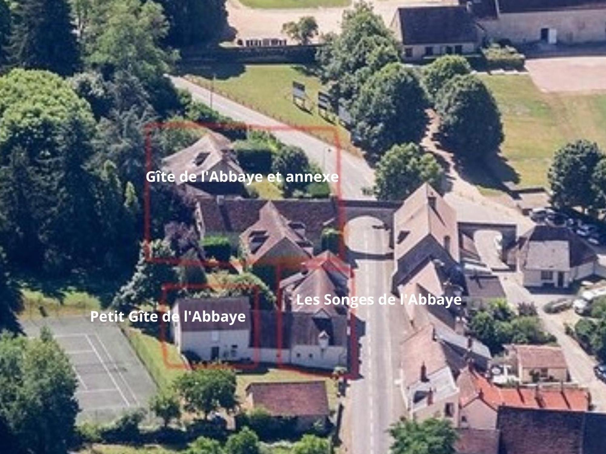 Gite Haut De Gamme Pres De L'Abbaye De Noirlac - Sejour Tout Confort Avec Jardin Et Terrasses - Fr-1-586-13 Bruere-Allichamps Экстерьер фото